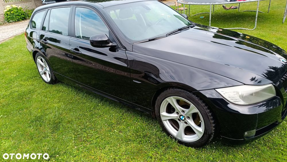 BMW Seria 3 318d Luxury Line - 15