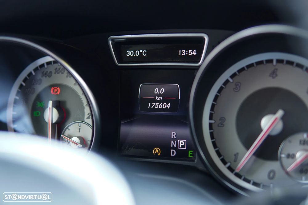 Mercedes-Benz GLA 220 CDI Style - 49