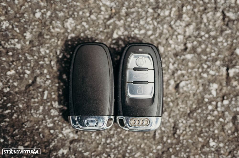 Audi A4 Avant 2.0 TDI Advance - 39