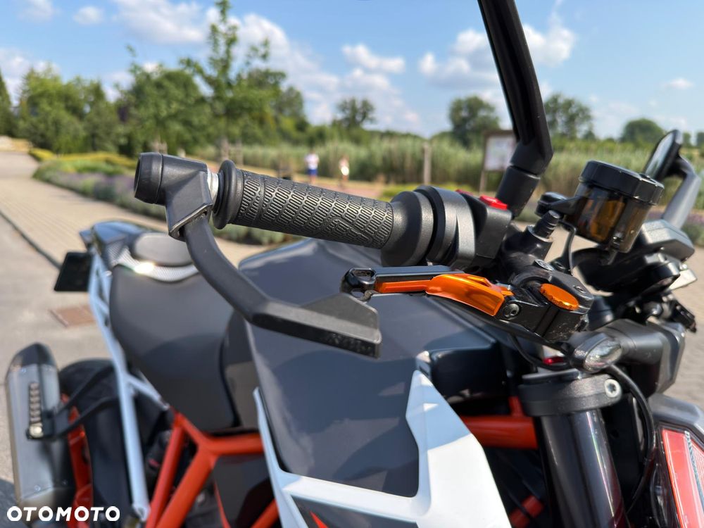 KTM Super Duke - 9