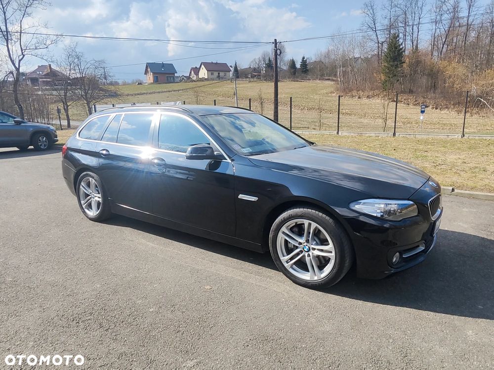 BMW Seria 5 525d xDrive - 3