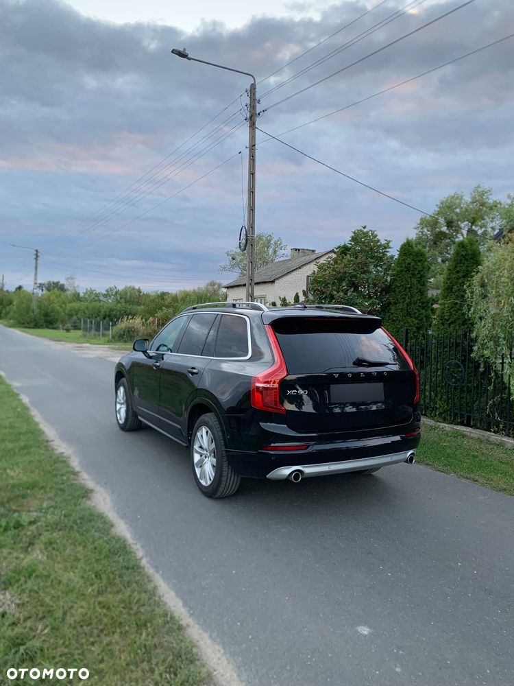 Volvo XC 90 - 5