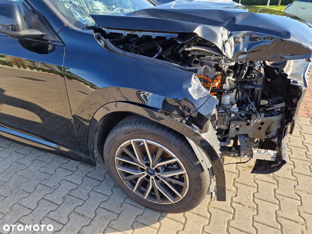 BMW iX1 - 13