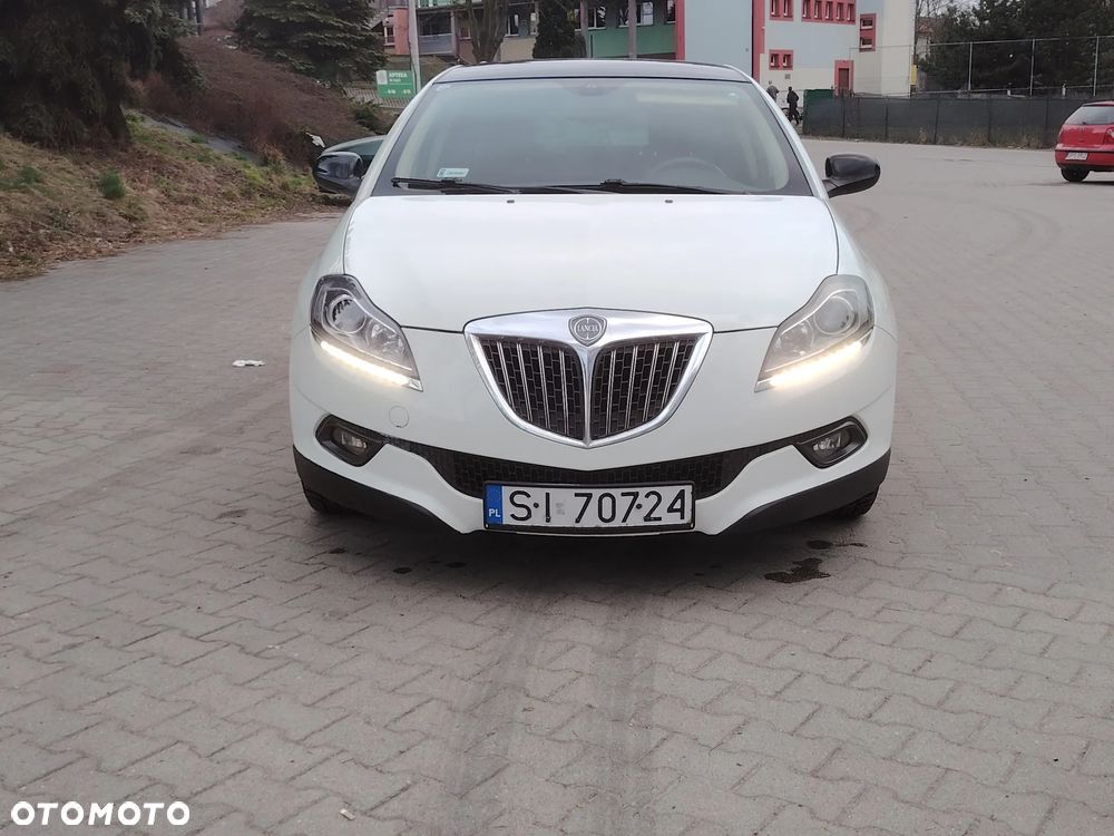 Lancia Delta 1.4 T-Jet Argento Euro5 - 9