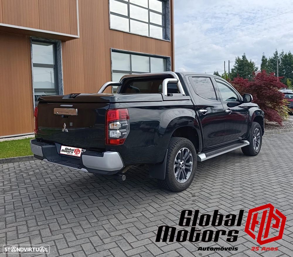 Mitsubishi L200 2.3 DI-D Strakar CD 1st Edition 4WD - 4