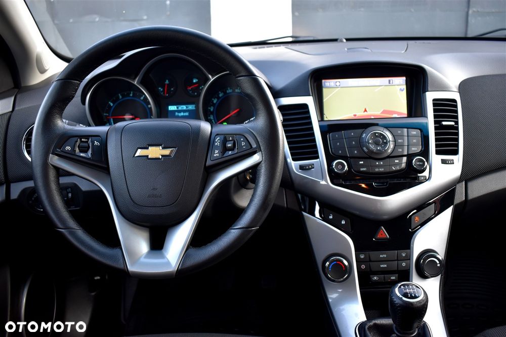 Chevrolet Cruze 1.4T LTZ+ - 25
