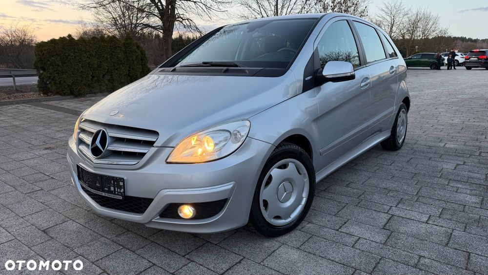 Mercedes-Benz Klasa B 180 BlueEFFICIENCY SPORT EDITION - 3