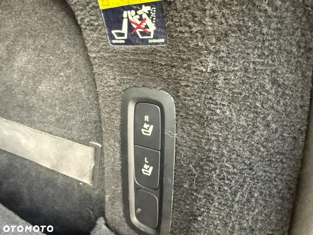 Volvo V90 T5 Momentum - 36