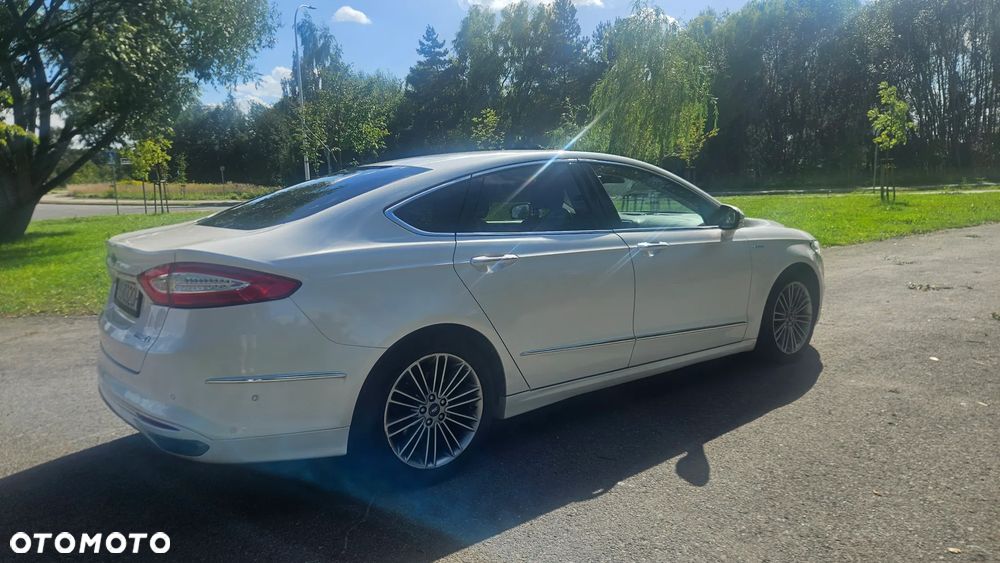 Ford Mondeo 2.0 Hybrid Vignale - 13