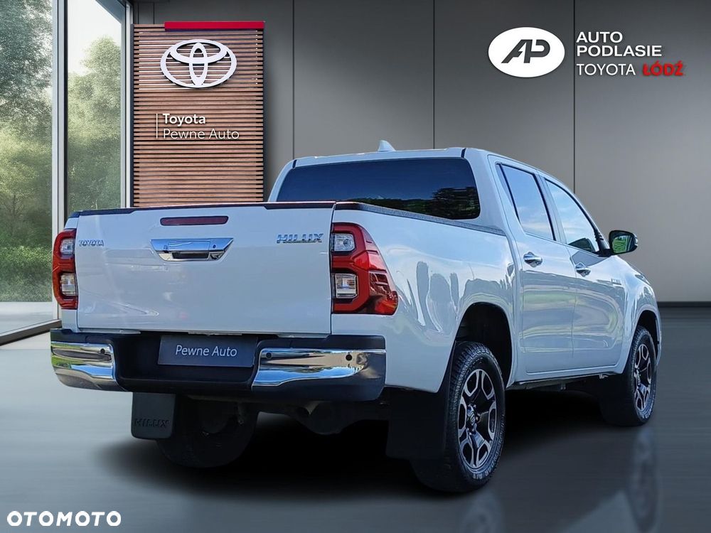 Toyota Hilux 2.8 D-4D Double Cab SR5 4x4 - 8