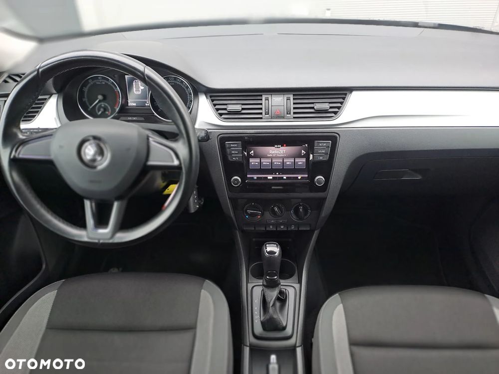 Skoda RAPID 1.0 TSI DSG Active - 14