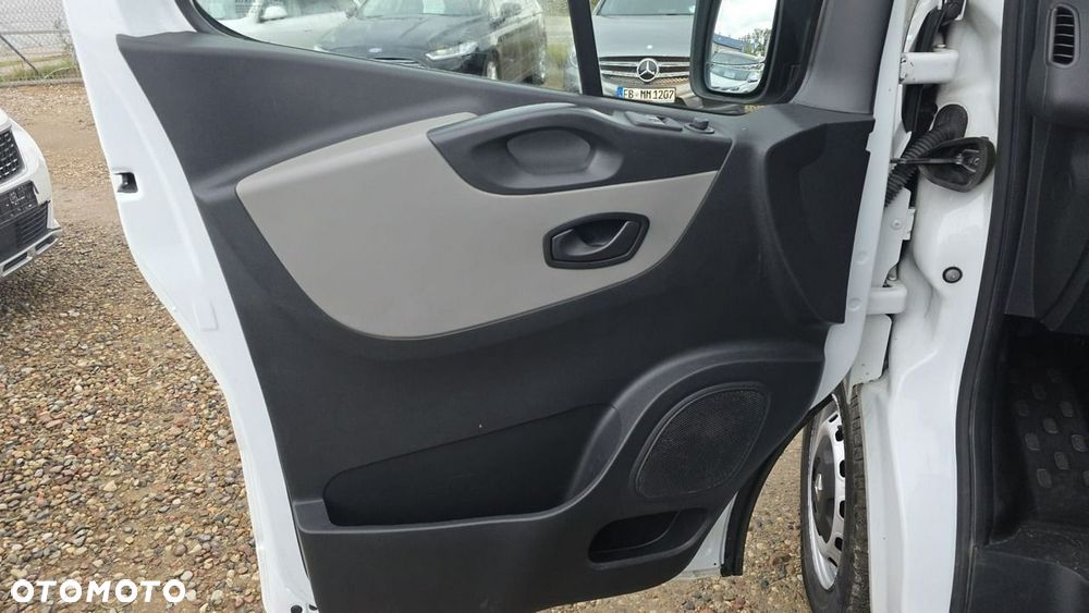 Renault Trafic - 7