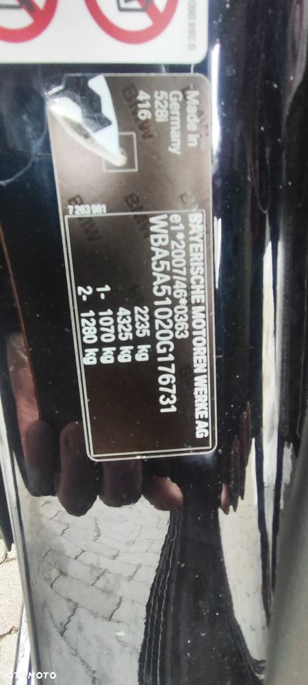 BMW Seria 5 528i Sport-Aut - 25