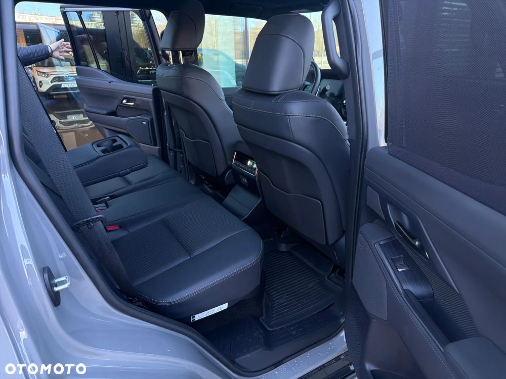 Lexus GX - 25