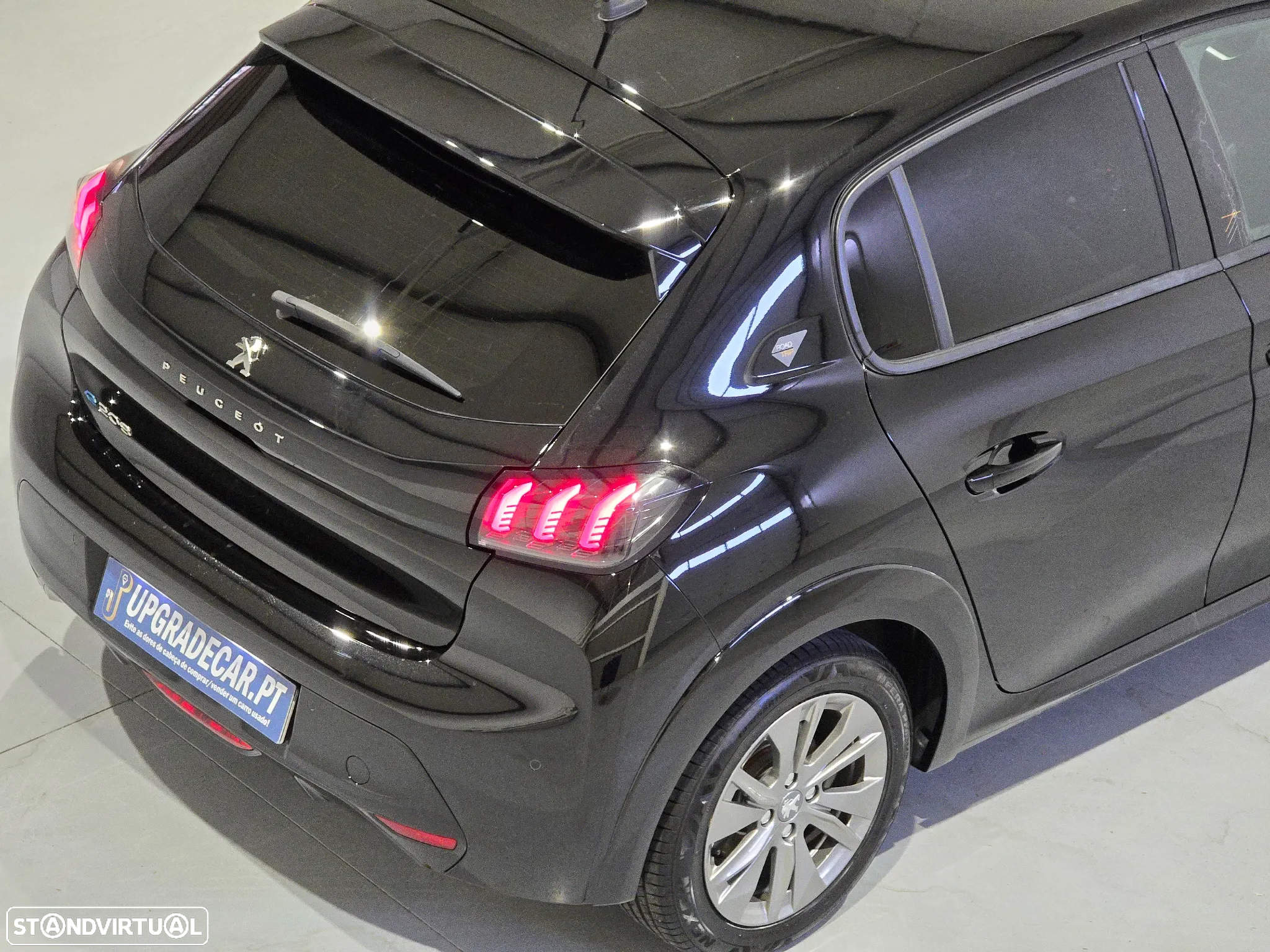 Peugeot e-208 50 kWh Allure - 26