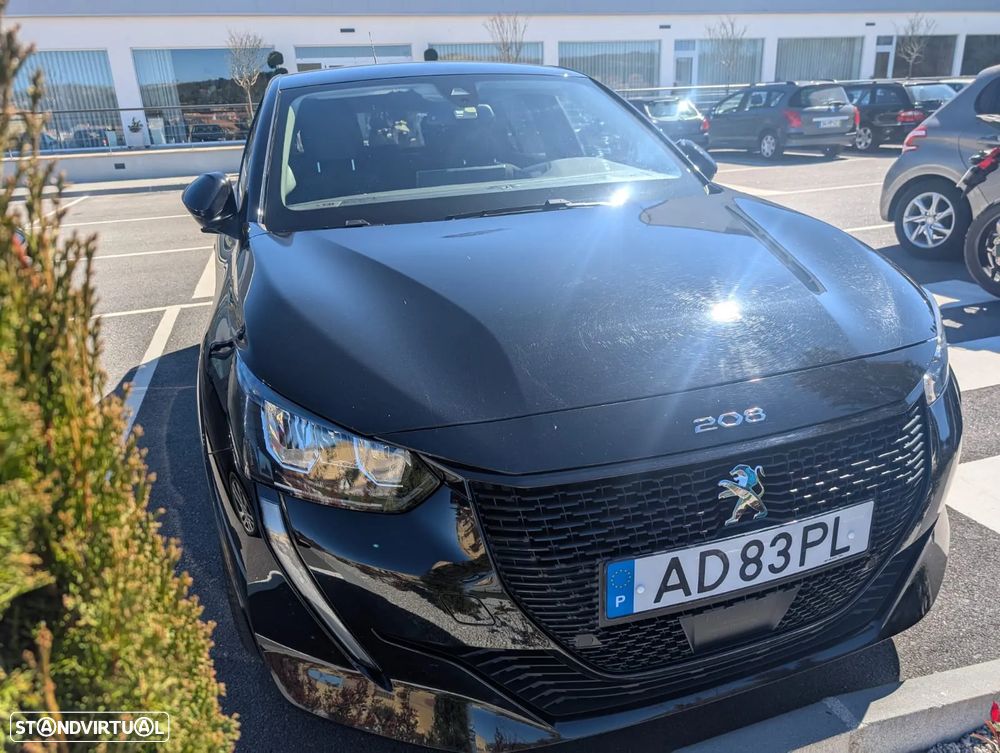 Peugeot e-208 - 17