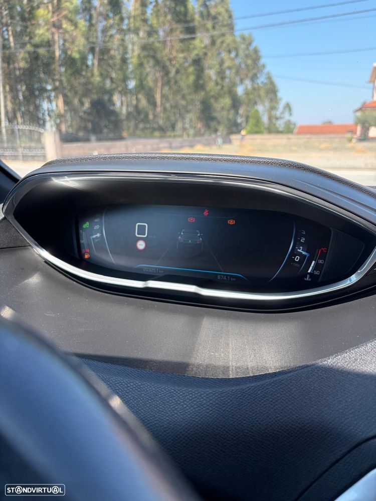 Peugeot 3008 1.6 BlueHDi GT Line - 42