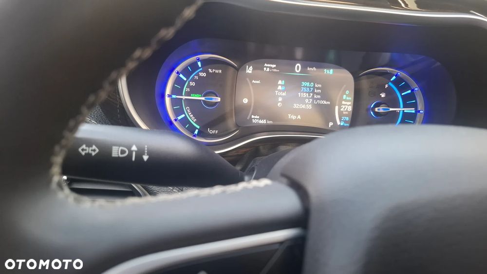 Chrysler Pacifica - 28