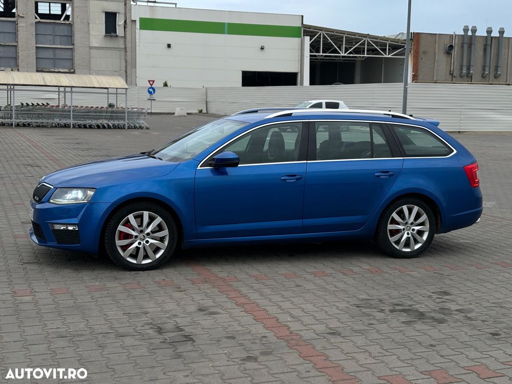 Skoda Octavia Combi 2.0 TDI RS - 4