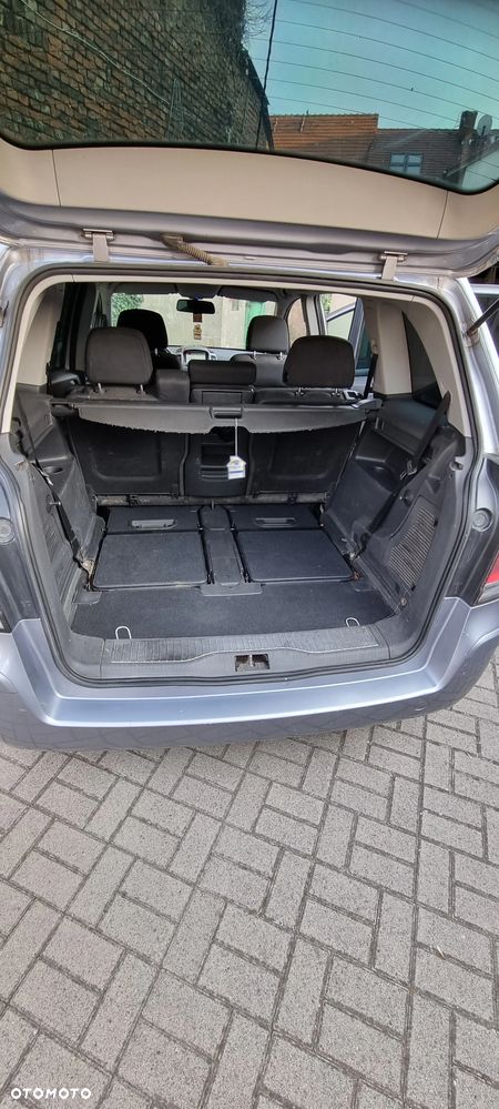 Opel Zafira - 7