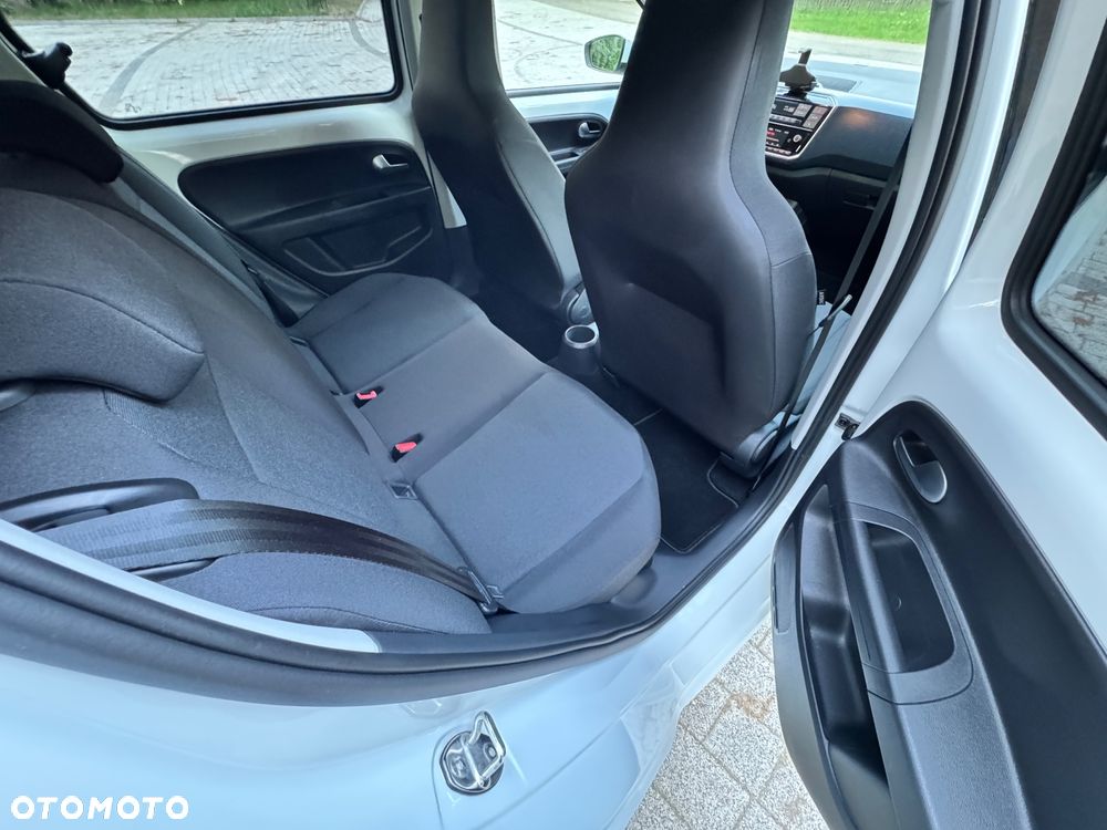 Volkswagen up! Active - 20