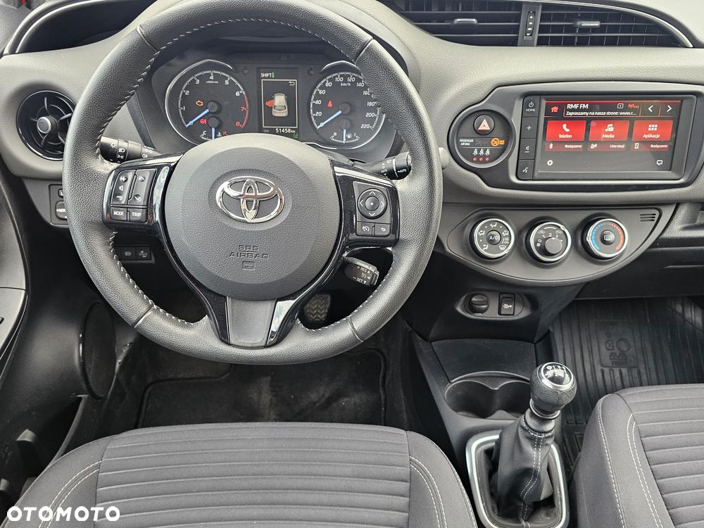 Toyota Yaris 1.5 Active - 9