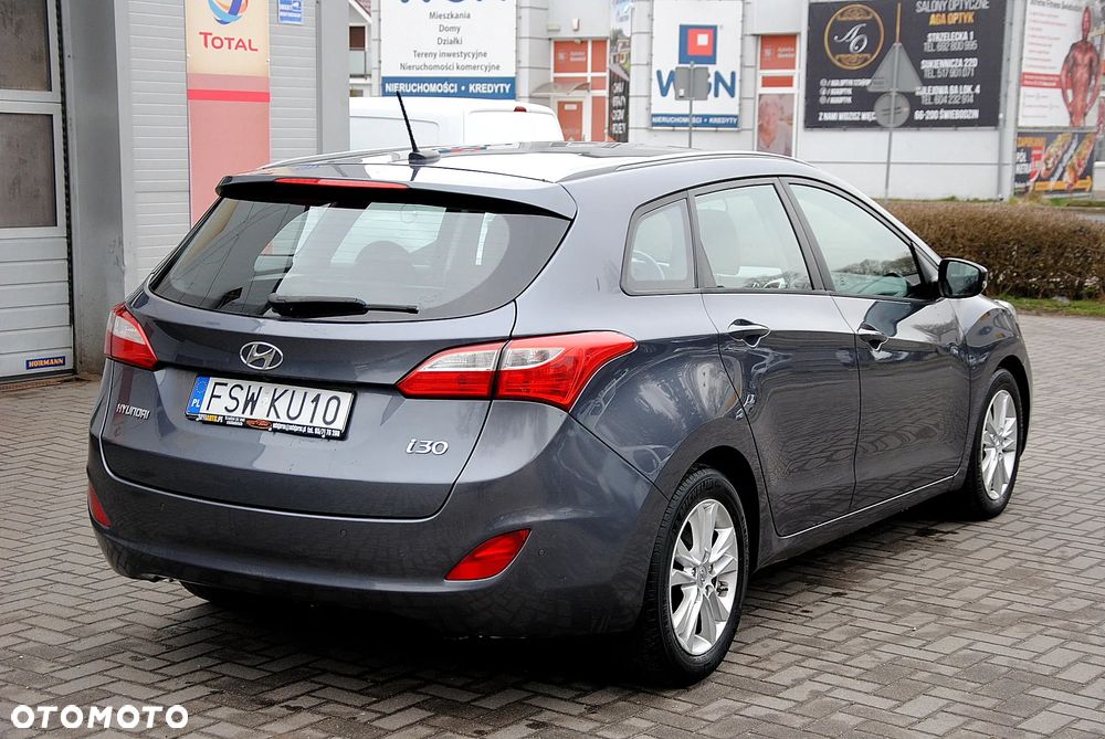 Hyundai i30 1.6 CRDi Premium - 5