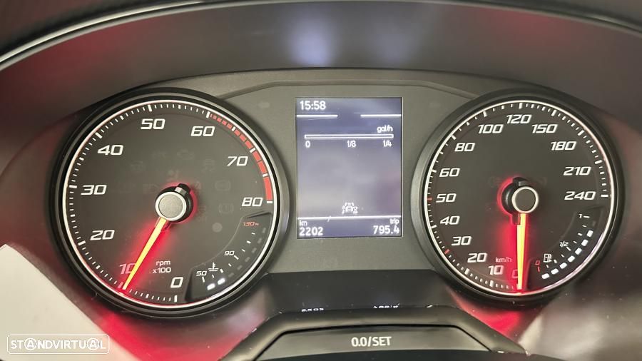 SEAT Arona 1.0 TSI FR - 24