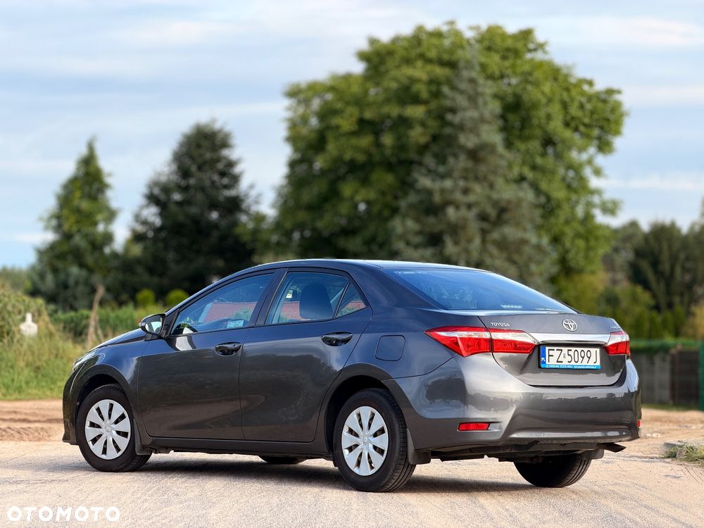 Toyota Corolla 1.33 Active EU6 - 24