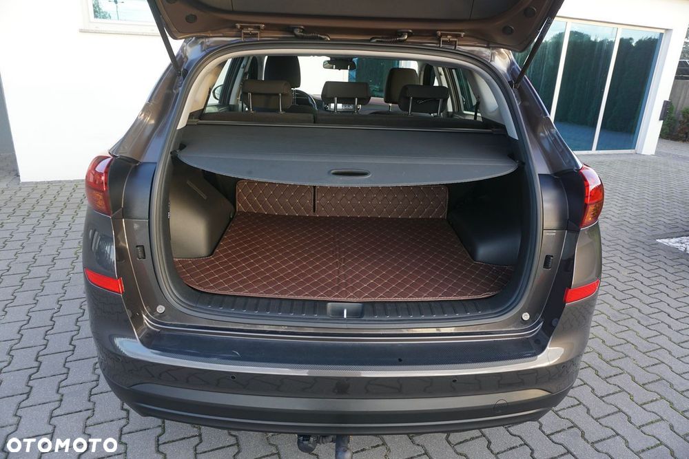 Hyundai Tucson 1.6 GDi Comfort 2WD - 27