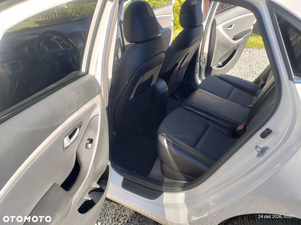 Hyundai i30 - 27