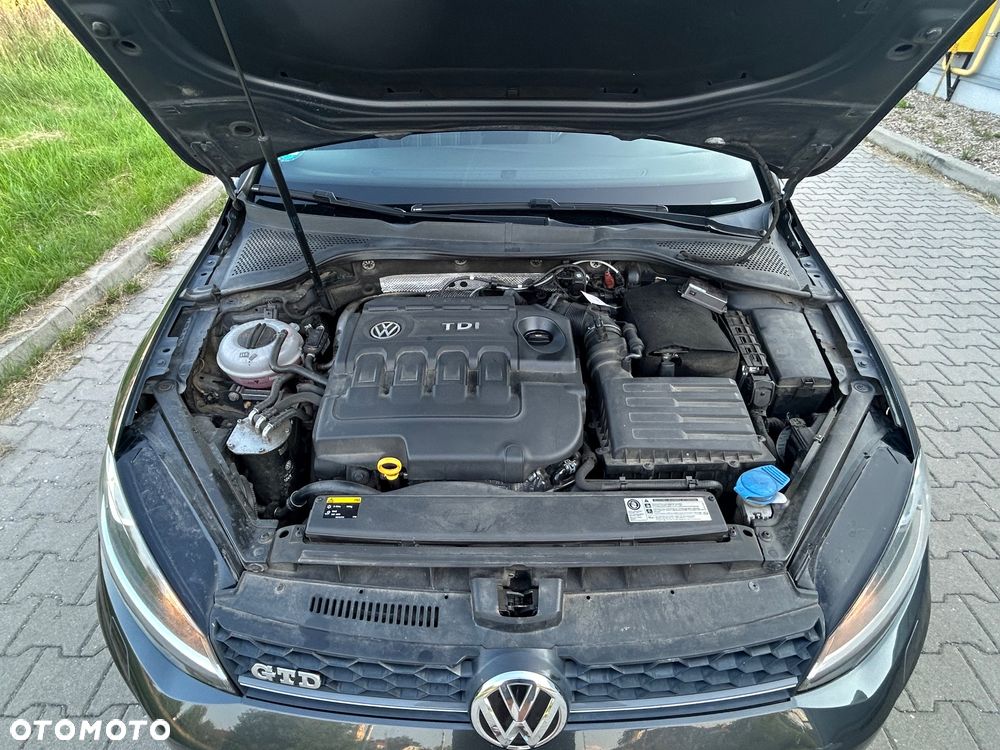 Volkswagen Golf GTD (BlueMotion Technology) DSG - 17