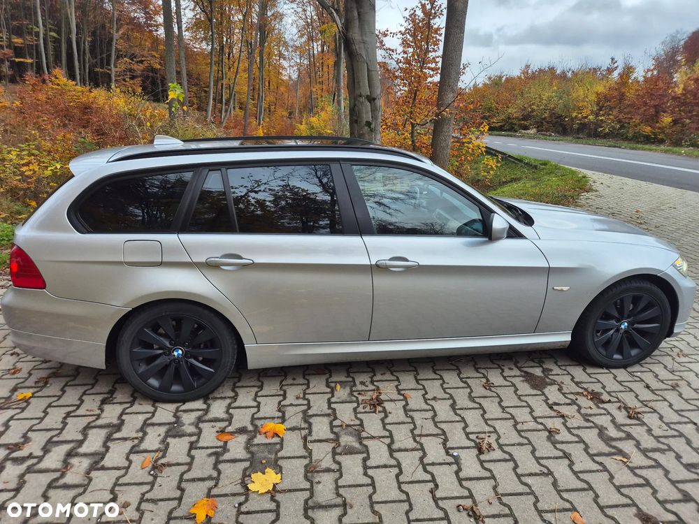 BMW Seria 3 320d - 5