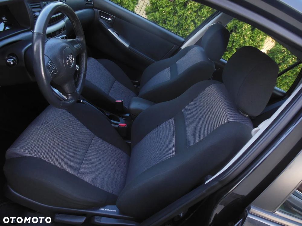 Toyota Corolla 1.6 VVT-i Edition - 9