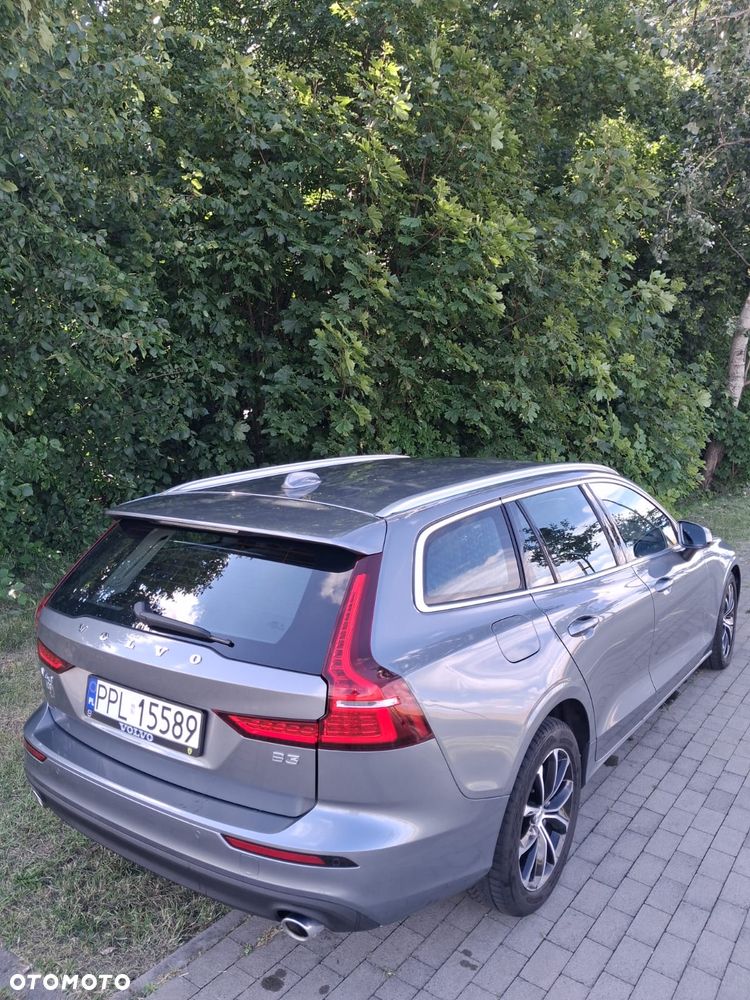 Volvo V60 B3 B Essential - 4