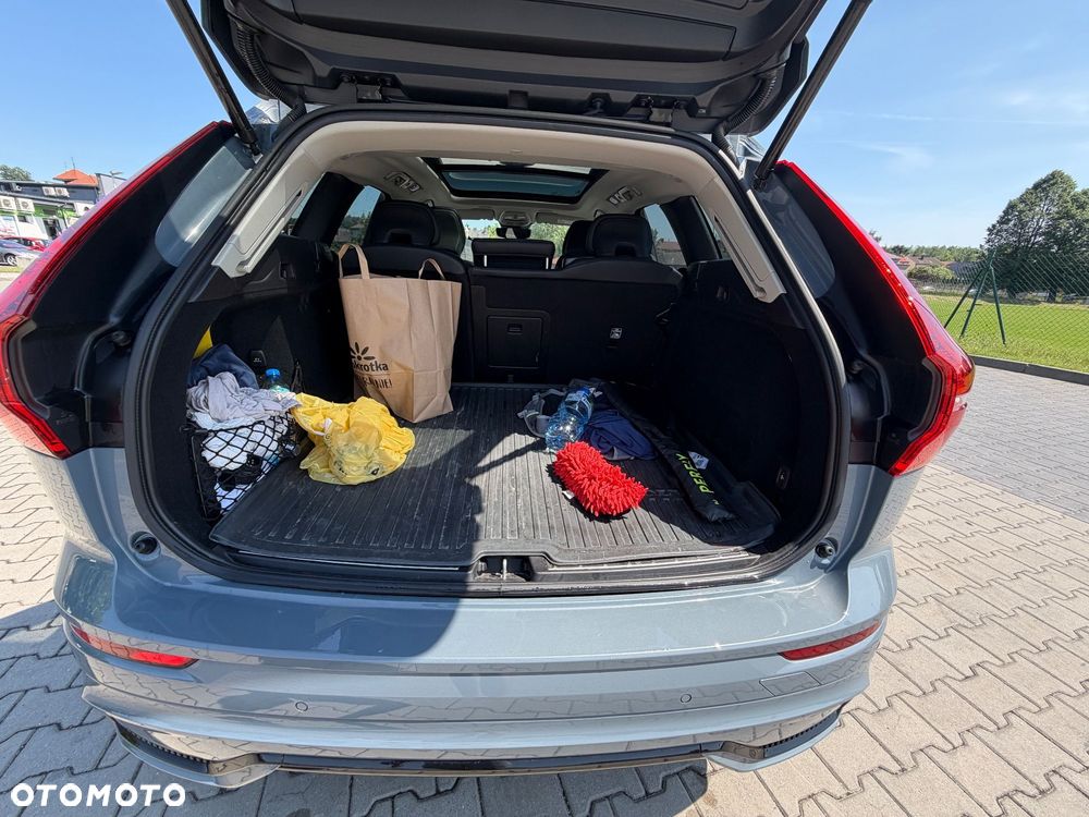 Volvo XC 60 B5 D AWD Ultimate Dark - 15