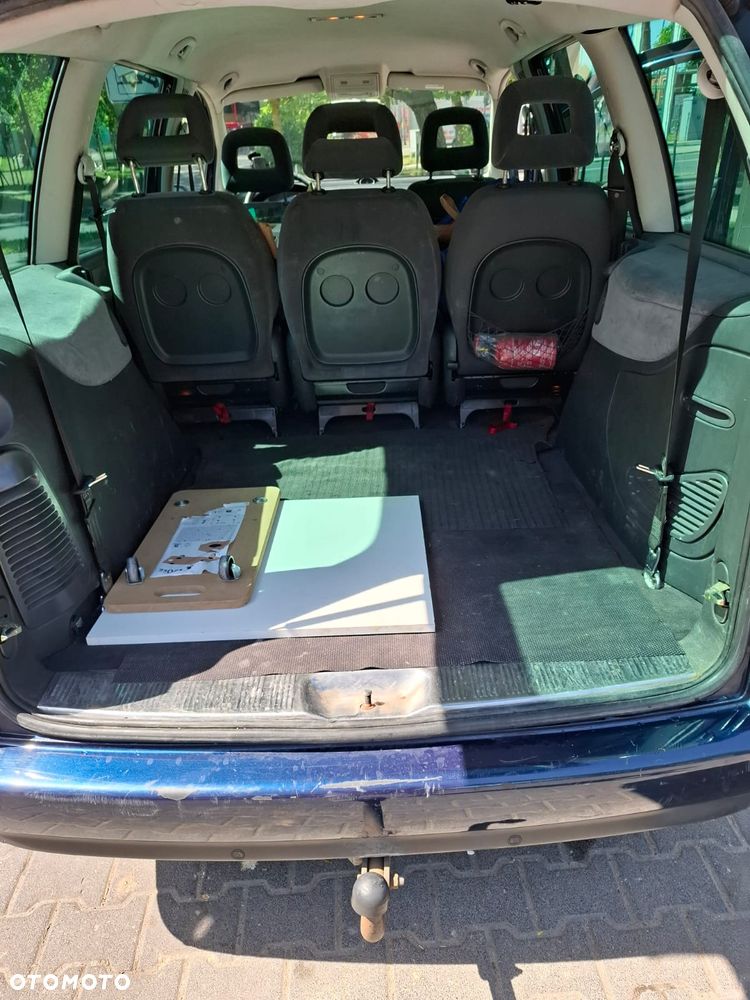 Ford Galaxy - 5