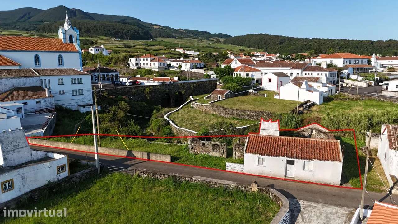 DUAS MORADIAS À VENDA EM CONJUNTO — ALTARES - Grande imagem: 2/9