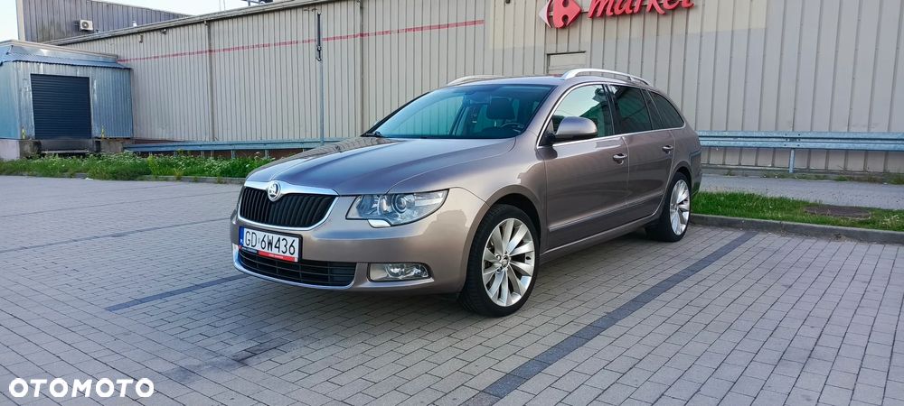 Skoda Superb 2.0 TDI Ambition DSG - 2