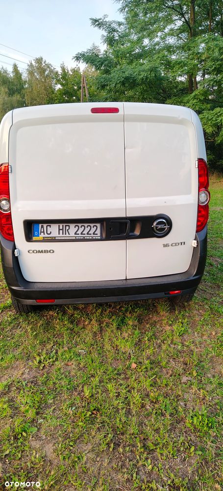 Opel Combo D - 2