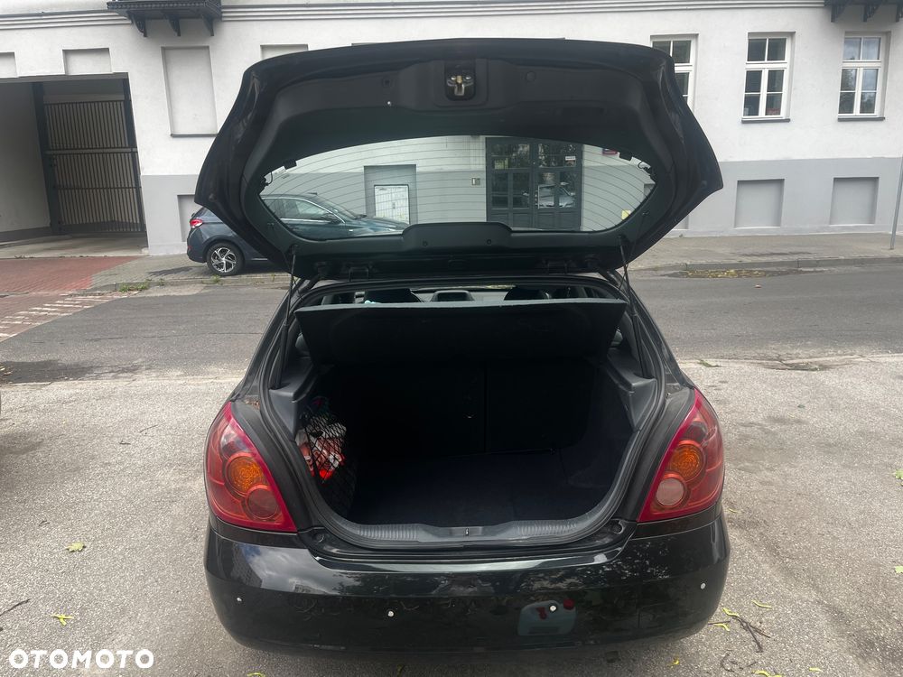 Nissan Almera 1.8 Acenta - 9