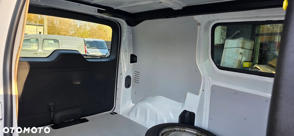 Opel Vivaro 2.0 177KM AUTOMAT 8-biegów - 28