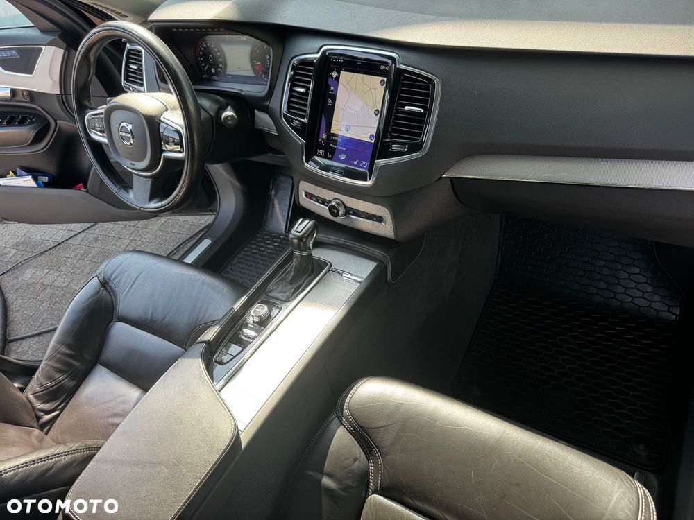 Volvo XC 90 D5 SCR AWD Inscription - 12