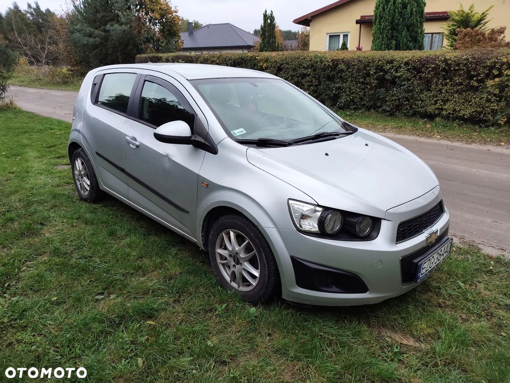 Chevrolet Aveo 1.4 16V LS - 4