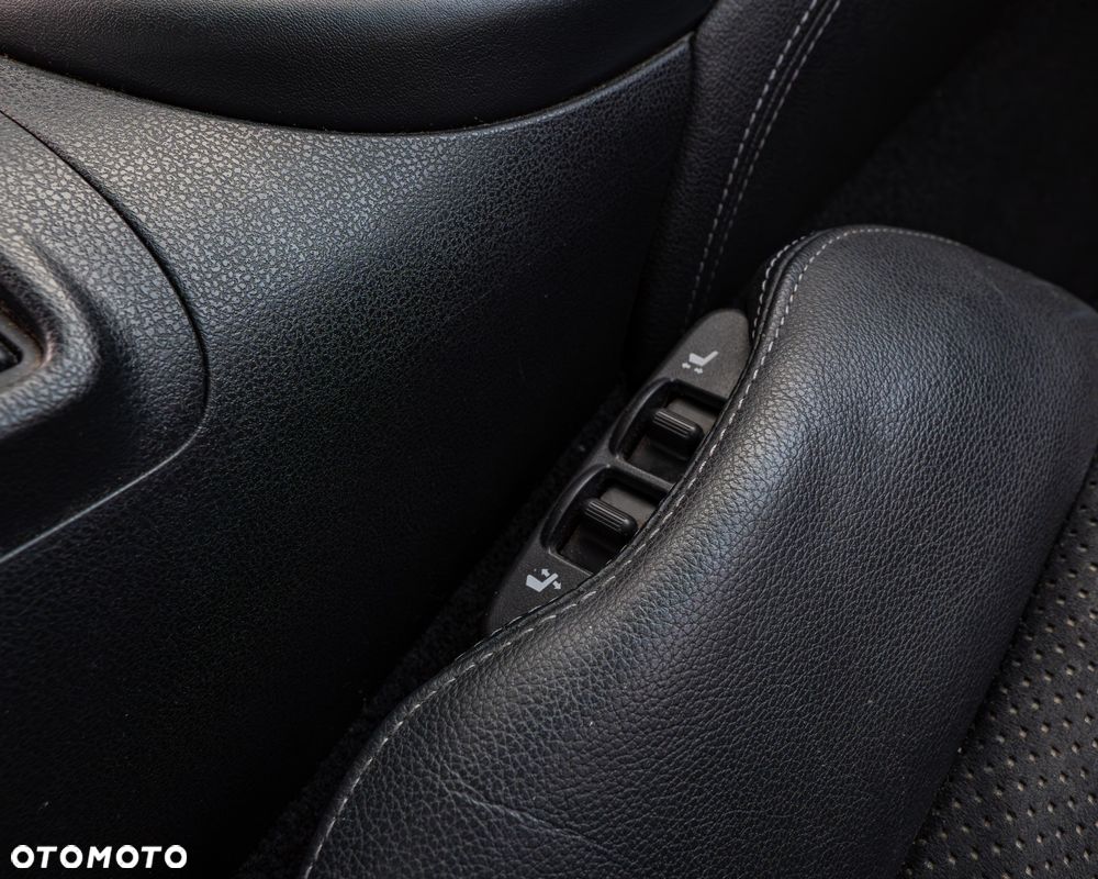 Nissan 370 Z - 19