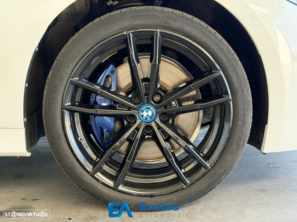 BMW 330 - 19