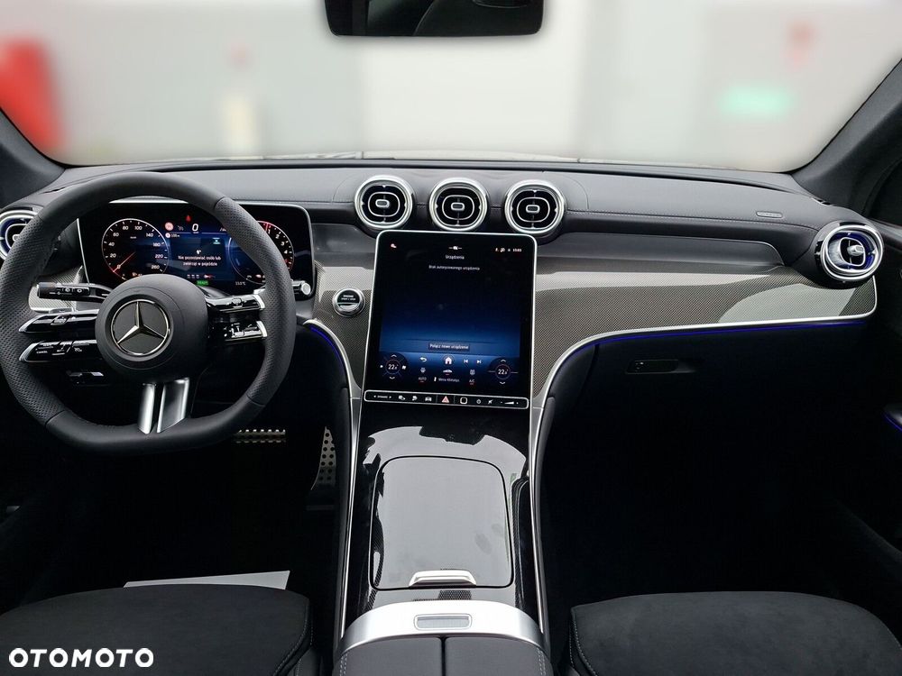 Mercedes-Benz GLC - 12