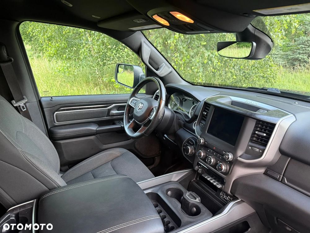 RAM 1500 5.7 Crew Cab Bighorn - 10