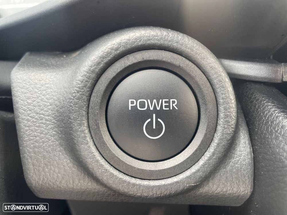 Toyota C-HR 2.0 HDF Plug-in Square Collection - 24