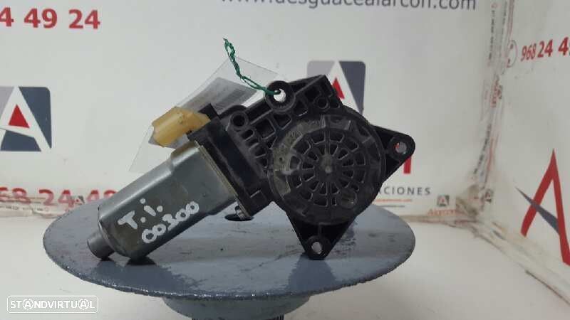 MOTOR ELEVADOR TRASEIRO ESQUERDO HYUNDAI I30 CLASSIC - 1